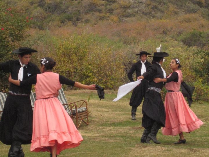 argentina-traditional-dance2