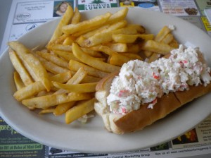 seafood roll jakes diner new bedford guide